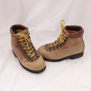 Vintage Vibram Women's Tan Laced Yugoslavia Tyrol Suede Walking Hiking Boots